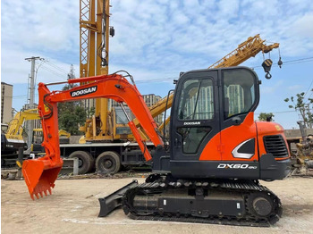 Mini excavator DOOSAN DX60