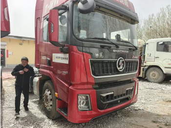 Tractor unit Shacman X5000: picture 3