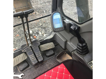 Crawler excavator Volvo EC140B LC: picture 4