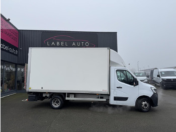 Closed box van RENAULT Master 2.3