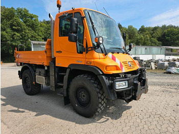 Snow removal vehicle Unimog 405/10 U300 Bluetec 4 Automatik EAS Mercedes-Benz U 300  UGE UGN mit Kipperpritsche: picture 3