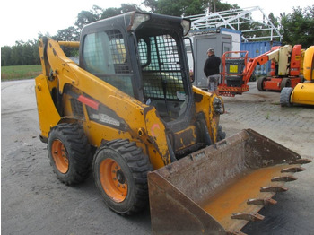 Skid steer loader Bobcat S 530: picture 4