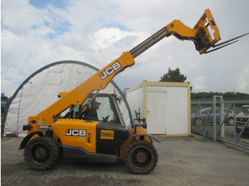 Telescopic handler JCB