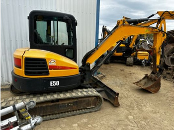 Mini excavator Bobcat E50: picture 5