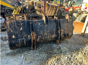 Bucket Godet chargeur pour Tracto: picture 5 Bucket Godet chargeur pour Tracto: picture 5