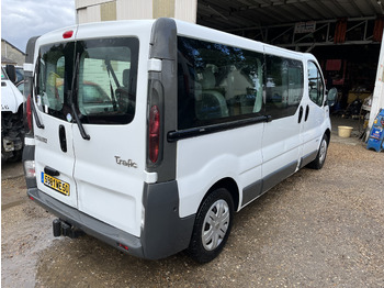 Renault Trafic 1L9 dci 80cv 9 places leasing Renault Trafic 1L9 dci 80cv 9 places: picture 3
