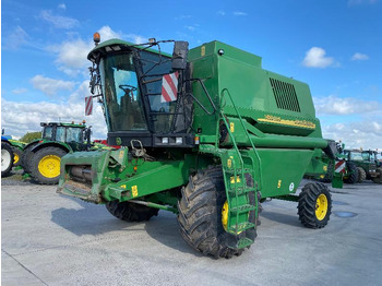 Combine harvester JOHN DEERE 50 Series