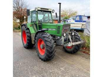 Farm tractor FENDT Farmer 300