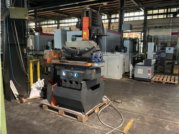 Construction machinery