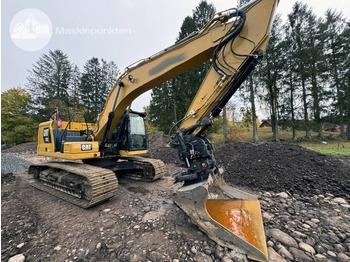 Crawler excavator CATERPILLAR 323