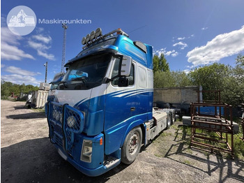 Tractor unit VOLVO FH12 460