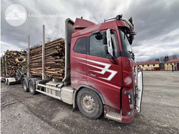 Timber truck VOLVO FH16 650