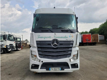 Tractor unit MERCEDES-BENZ Actros 1845