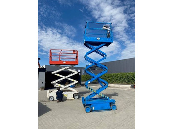 Scissor lift SKYJACK