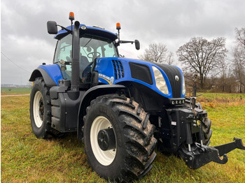 Farm tractor NEW HOLLAND T8