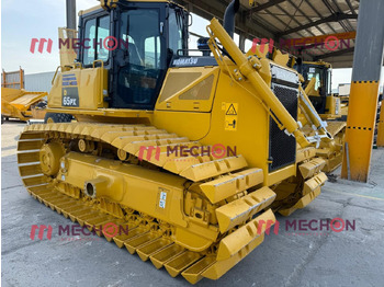 Construction machinery KOMATSU D65