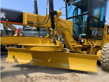 Grader CATERPILLAR 140K: picture 4