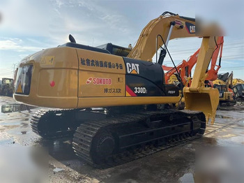 Crawler excavator CATERPILLAR 330D: picture 3