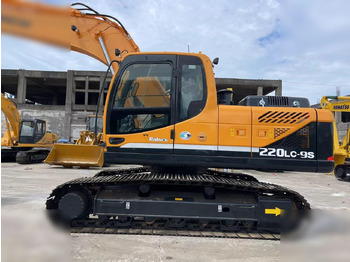 Crawler excavator HYUNDAI ROBEX 220 LC-9S: picture 5