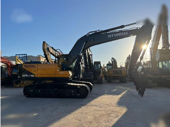 Crawler excavator HYUNDAI