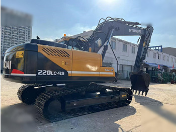 Crawler excavator HYUNDAI
