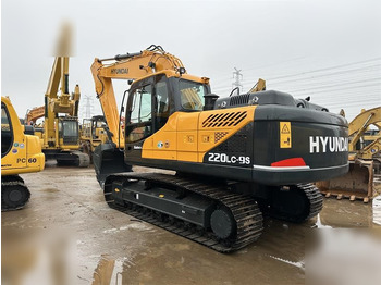 Crawler excavator HYUNDAI