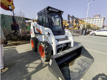 Skid steer loader BOBCAT S130: picture 5