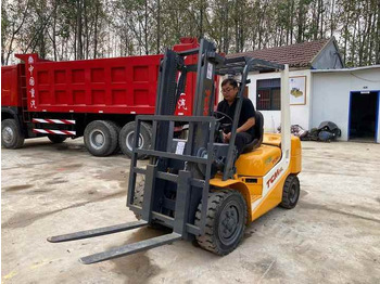 Forklift Japanese Forklifts Telehandler Used TCM Forklift Diesel Forklift 3Ton Pallet Truck: picture 5