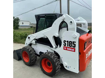 Skid steer loader BOBCAT S16