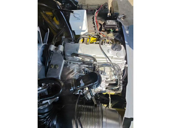 New Diesel forklift komatsu FD50: picture 5