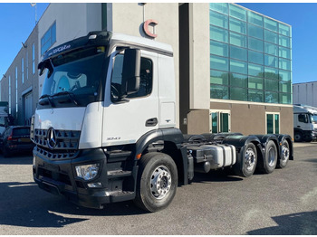 Truck MERCEDES-BENZ Arocs