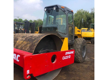 Compactor DYNAPAC