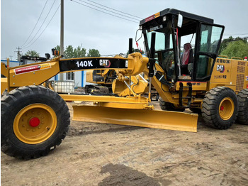 Construction machinery CATERPILLAR 140K