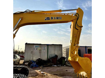 Crawler excavator KOMATSU PC200-7