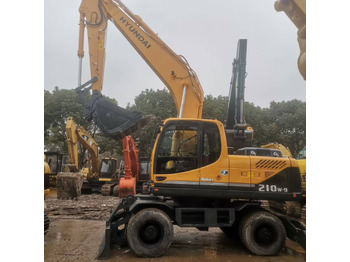 Wheel excavator HYUNDAI R210W-9: picture 4