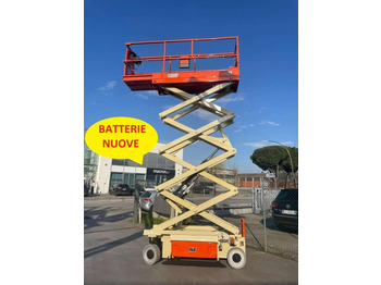 Scissor lift JLG