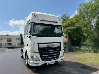 Tractor unit DAF XF 105