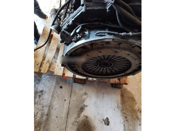Engine MAN F2000