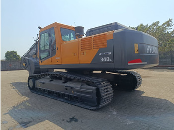 Crawler excavator HYUNDAI