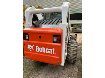 Skid steer loader BOBCAT S300: picture 5