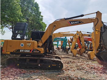 Crawler excavator SANY SY135: picture 2
