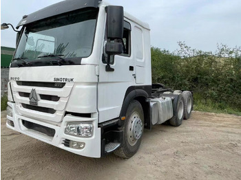 Tractor unit SINOTRUK HOWO