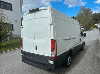 Refrigerated delivery van Iveco Daily 35S16 Navi Automat Carrier: picture 3 Refrigerated delivery van Iveco Daily 35S16 Navi Automat Carrier: picture 3
