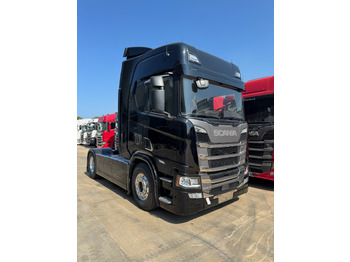 Tractor unit SCANIA R 500