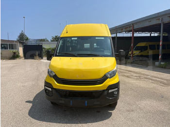 School bus Iveco Daily: picture 2