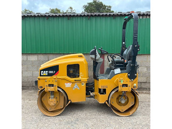Road roller CATERPILLAR