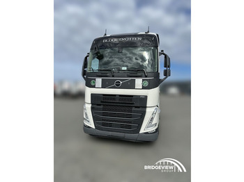 Tractor unit VOLVO FH 540