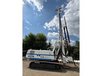 Pile driver SOILMEC