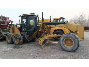 Grader CATERPILLAR 140M