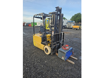 Electric forklift CATERPILLAR EP